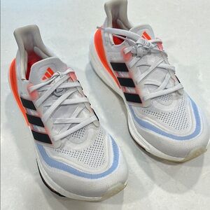 Men’s Adidas Ultraboost Lightboost size 10